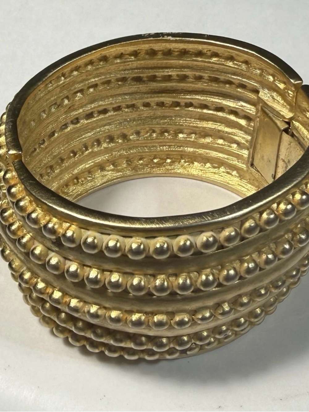 VTG Judith Ripka/Kieselstein- Cord Style Wide Hinged Cuff Bracelet MCM Gld Tone - Picture 6 of 10